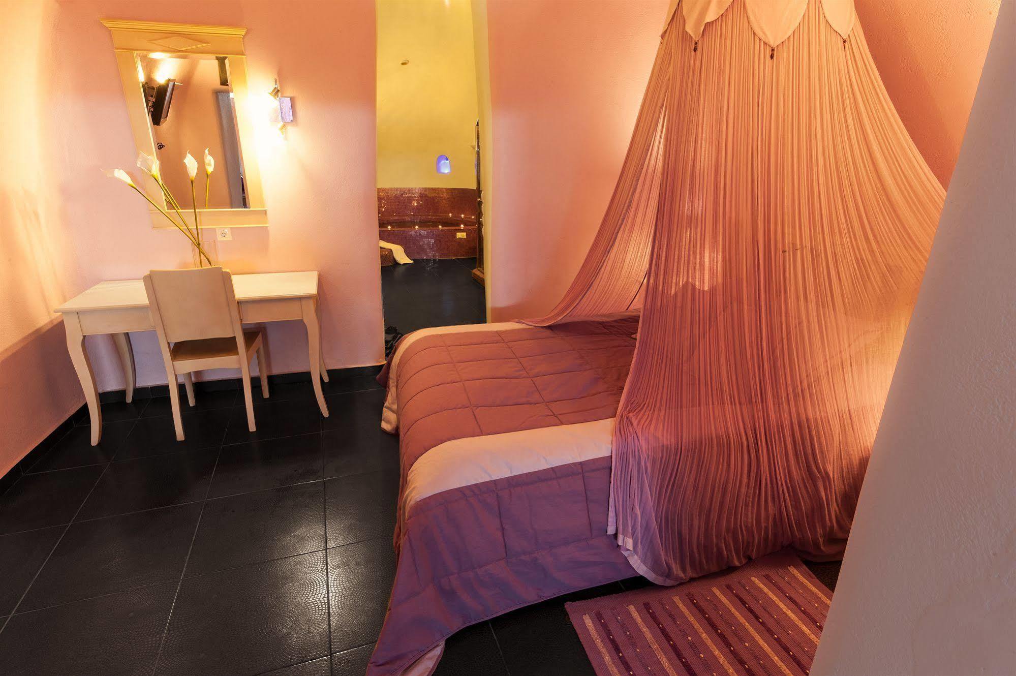 סנטוריני Aroma Suites מראה חיצוני תמונה